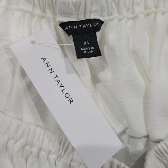 Ann Taylor Short Balloon Sleeve Shirt (Size XS) - Picture 7 of 8